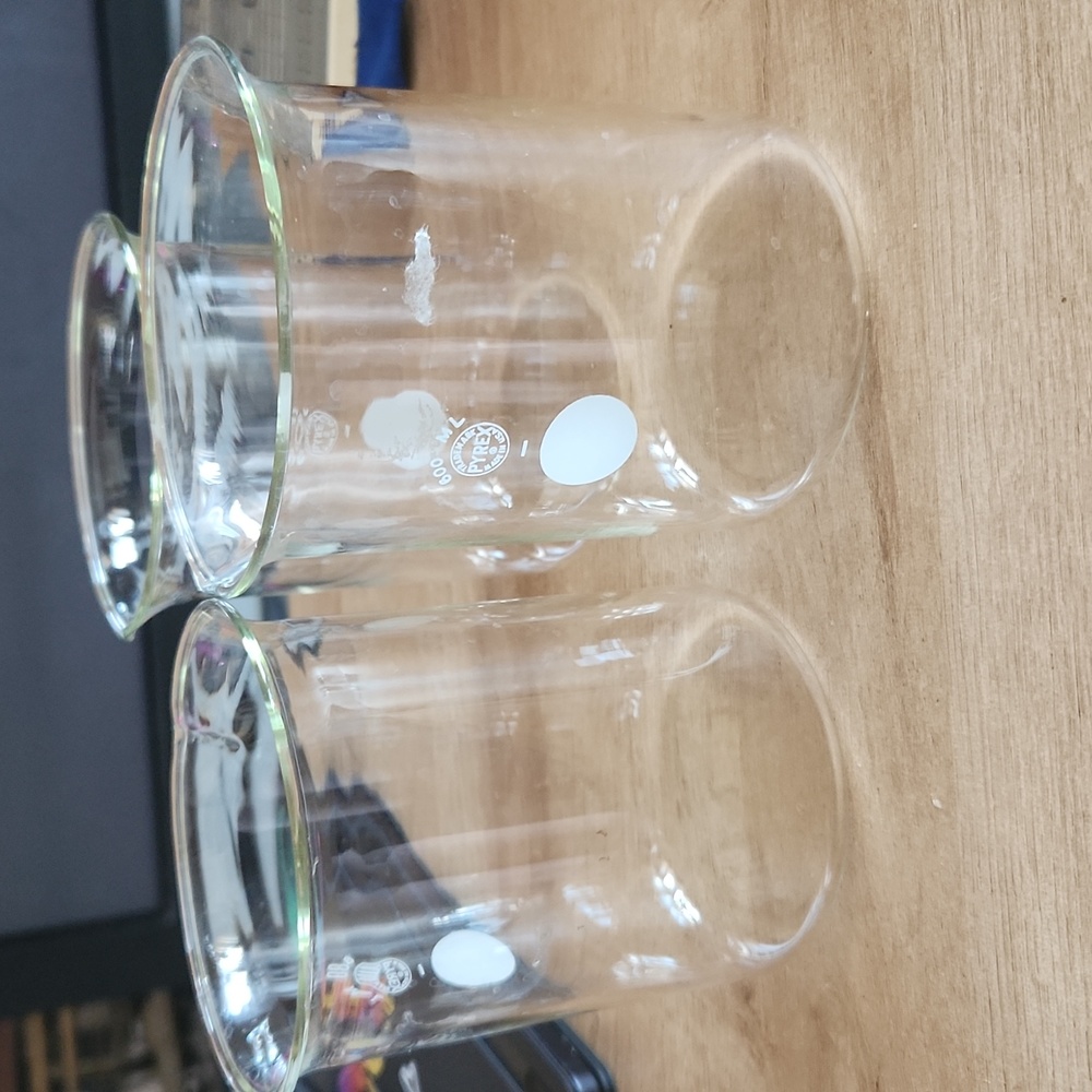 Vintage Rare Pyrex USA Glass beakers (3) 600 ml